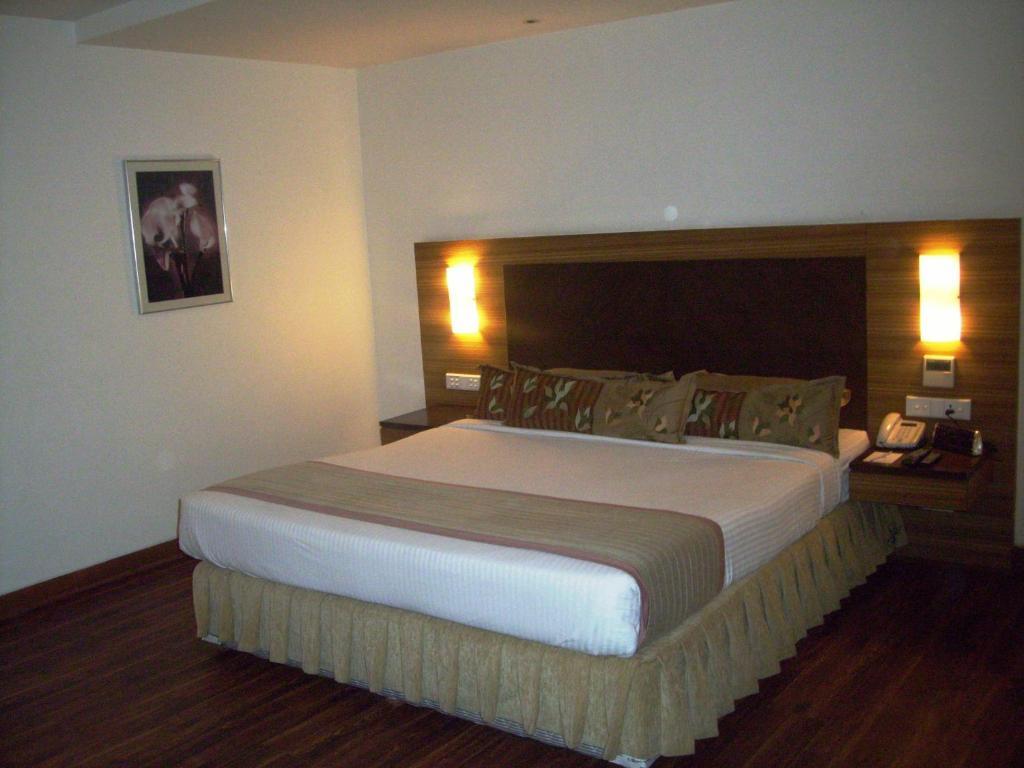 Bloomsuites L Ahmedabad Ruang foto